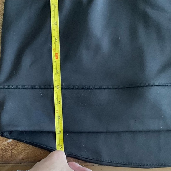 Indigent black tunic with side zip and pockets, size small - Picture 6 of 6